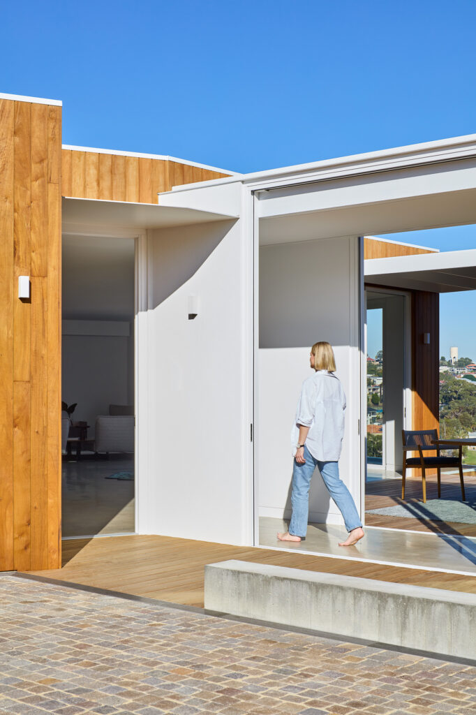Infinity Views-Bicton-Superseed Architecture-269 Infinity Views-Bicton-Superseed Architecture-269-Custom Architectural Entrance