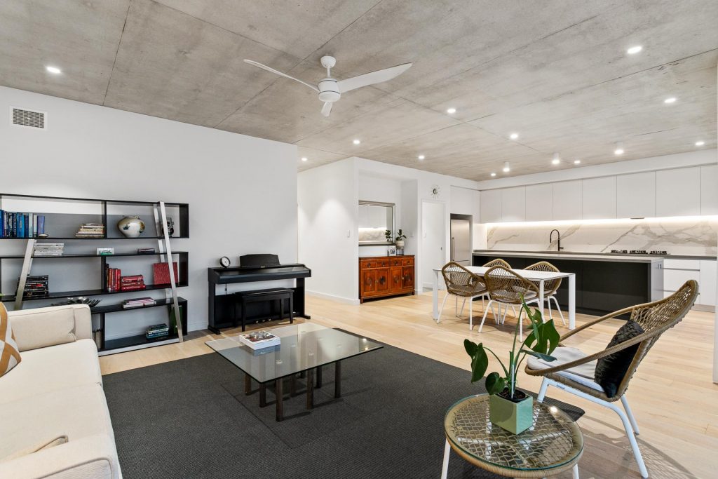 WEB 20 Ionic St Rossmoyne 22