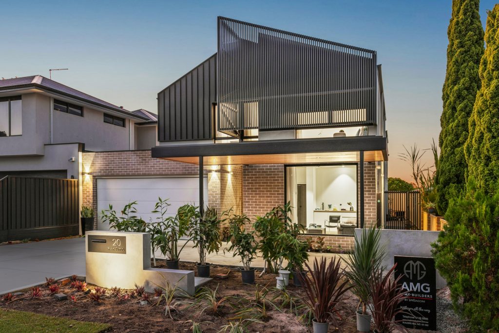 WEB 20 Ionic St Rossmoyne 34