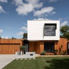 Muniz Residence-Floreat-Superseed Architecture-02-Modernist Street Elevation
