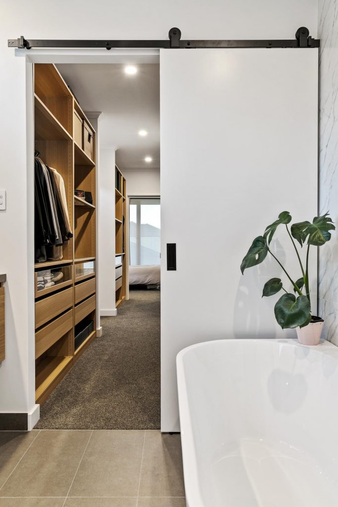 Teh Residence-Rossmoyne-Superseed Architecture-09 Teh Residence-Rossmoyne-Superseed Architecture-09-Master Robe and Bath