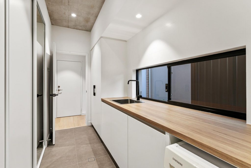 Teh Residence-Rossmoyne-Superseed Architecture-12 Teh Residence-Rossmoyne-Superseed Architecture-12-Modern Designer Laundry