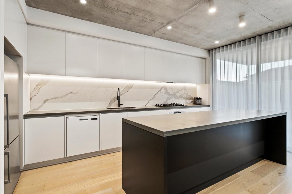 Teh Residence-Rossmoyne-Superseed Architecture-14 Teh Residence-Rossmoyne-Superseed Architecture-14-Modern Kitchen Black Island