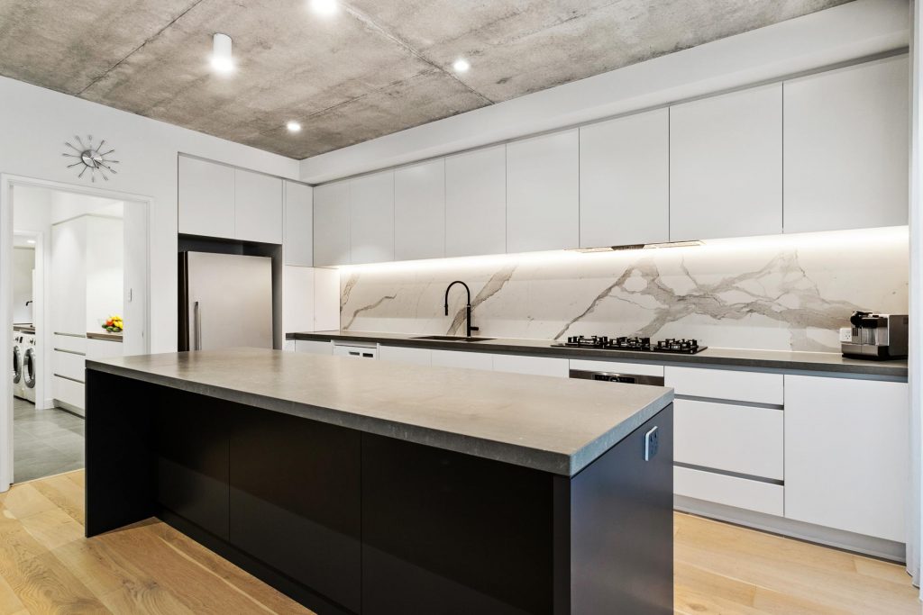 Teh Residence-Rossmoyne-Superseed Architecture-17 Teh Residence-Rossmoyne-Superseed Architecture-17-Open Plan Kitchen Clean Lines