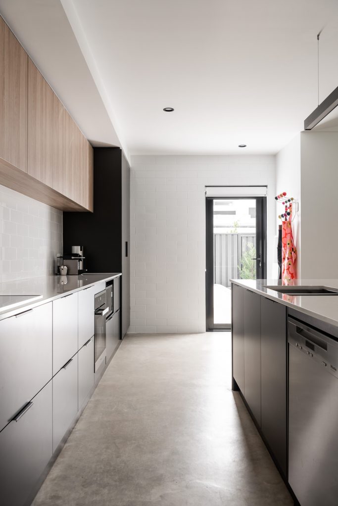 Zimmermann Residence-Mount Claremont-Superseed Architecture-25 Zimmermann Residence-Mount Claremont-Superseed Architecture-25-Monochrome Kitchen Window