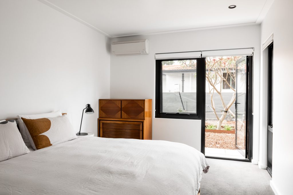 Zimmermann Residence-Mount Claremont-Superseed Architecture-52 Zimmermann Residence-Mount Claremont-Superseed Architecture-52-Monochrome Bedroom