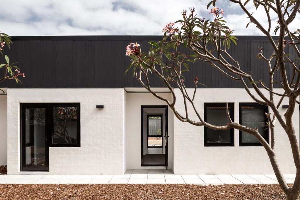 Zimmermann Residence-Mount Claremont-Superseed Architecture-61 Zimmermann Residence-Mount Claremont-Superseed Architecture-61-Monochrome Elevation Bagged Bricks